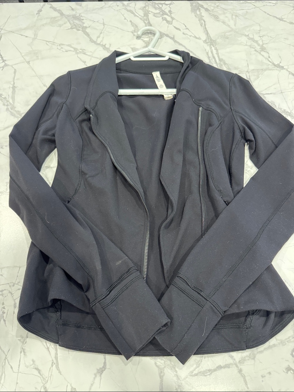 Women’s Lululemon Black zip up